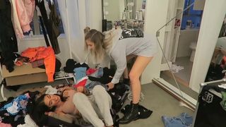 Alissa Violet Shows Butt on YouTube Video (in the Mirror) (on Drama Alert)