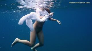 Tenerife Babe Swim Naked Underwater