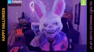 HALLOWEEN 2020 CAMERA CHICK TRISS2020 ON CHATURBATE | Feet Bizarre Alert