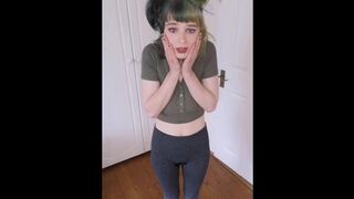 I Beg you to let me Pee until i Piss myself