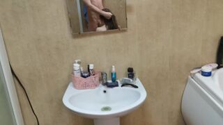 Friend's Wet Gf Licks Neighbor's Enormous Meat, Sperm in Mouth after College