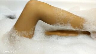 Bathing my Feet