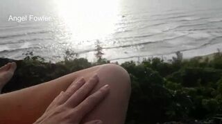Blonde Blow a Large Penis HD