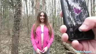 Public Agent Sexy Jogger Fucked in the Woods