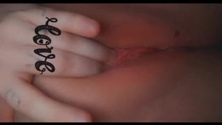 Up close creamy cumming snatch contractions and squirting