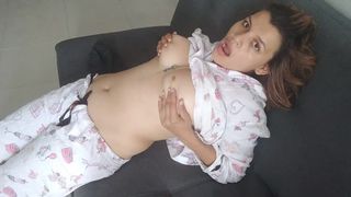 Former schoolmate wants to reminisce about mature times