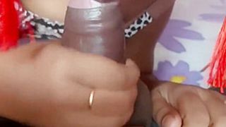 Neighbor Ex-Wife Close Up Hand-Job And Bj - Camlucy ගෙදරදී මගේ නැන්දම්මා එයාගේ පුකේ රතු වෙනකන් අතුල