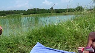 Liz Valery - LicensedToBlow