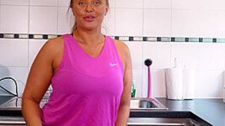 Beth - Pre-Wank Workout - Alluring Videos - WankitNow
