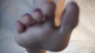 BIZARRE ASMR - shaving foam on my feet