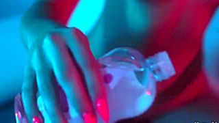 Lesbians Blow Pussies And Massage With Oil