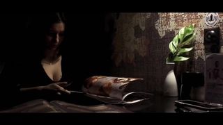 Секс на публике в ресторане