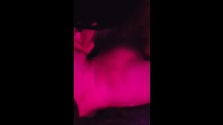 Skinny fellation qui fini en sex