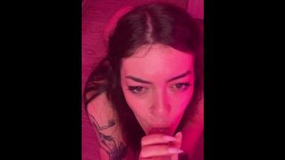 Сосет от первого лица POINT OF VIEW