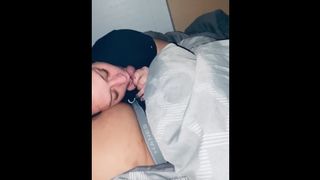 Roommates gf snuck in bed with me damn she can lick cock 