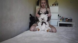 Dirty chick is riding & rubbing snatch on a teddy bear