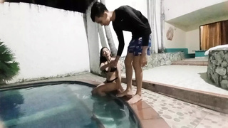 MY STEPSISTER INVITED ME TO A HOTEL ALONE SO THAT I COULD EAT HER 18 YEAR OLDER TWAT - HOME-MADE SEX-.