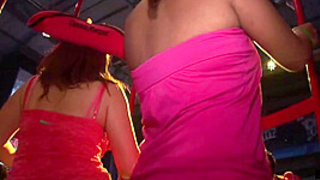 Alluring Tampa Blonde Lady Getting Naked in Public