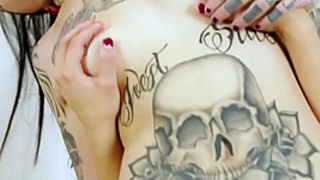 LICENSED TO BLOW - Leigh Raven In Love With Raven Rockette