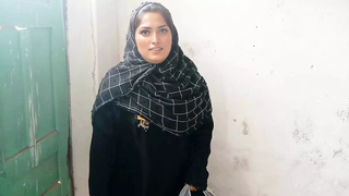 Muslim whore k sath dhoka howa The Muslim lady had come to her bf but he was not there, he had run away, i drilled hard