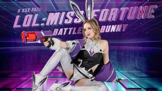 VRCosplayX Scarlett Sage as LOL BATTLE BUNNY MISS FORTUNE Thinks You Wont Be Able To Handle Her