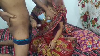 Newly married bride on wedding night can gets boned by her horny boy