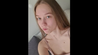 Beautiful chick shows her titties