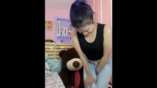 Lila Jordan is WETTING her JEANS