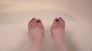 Soapy Webbed Toes and Wrinkled Soles
