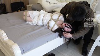 潇潇众筹作品，比较有仙气的妹子