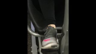 See through Leg Press